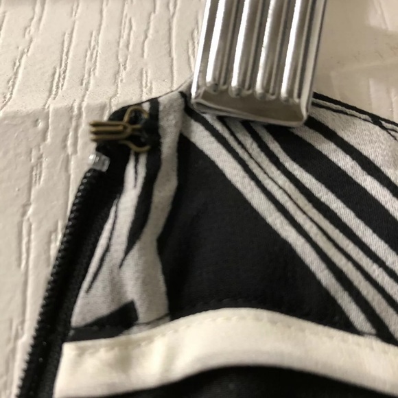 Hd In Paris Anthropologie Skirt - Picture 6 of 8